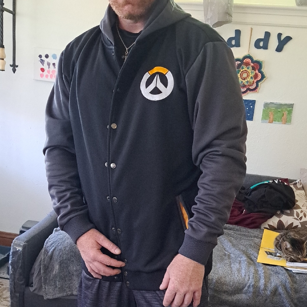 Men's Black and Gray Bomber Jacket